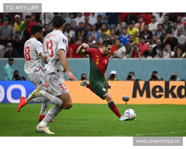 拉莫斯 vs 马尔蒂尼：历史级后卫地位对话